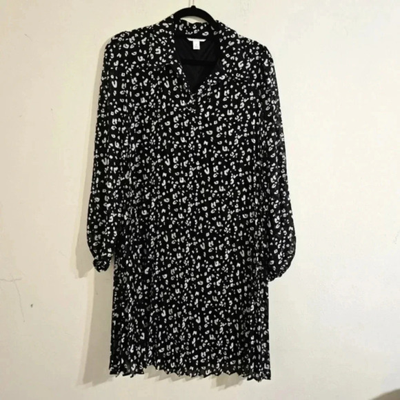 Nine West Pleated Georgette Dress - Picture 1 of 5